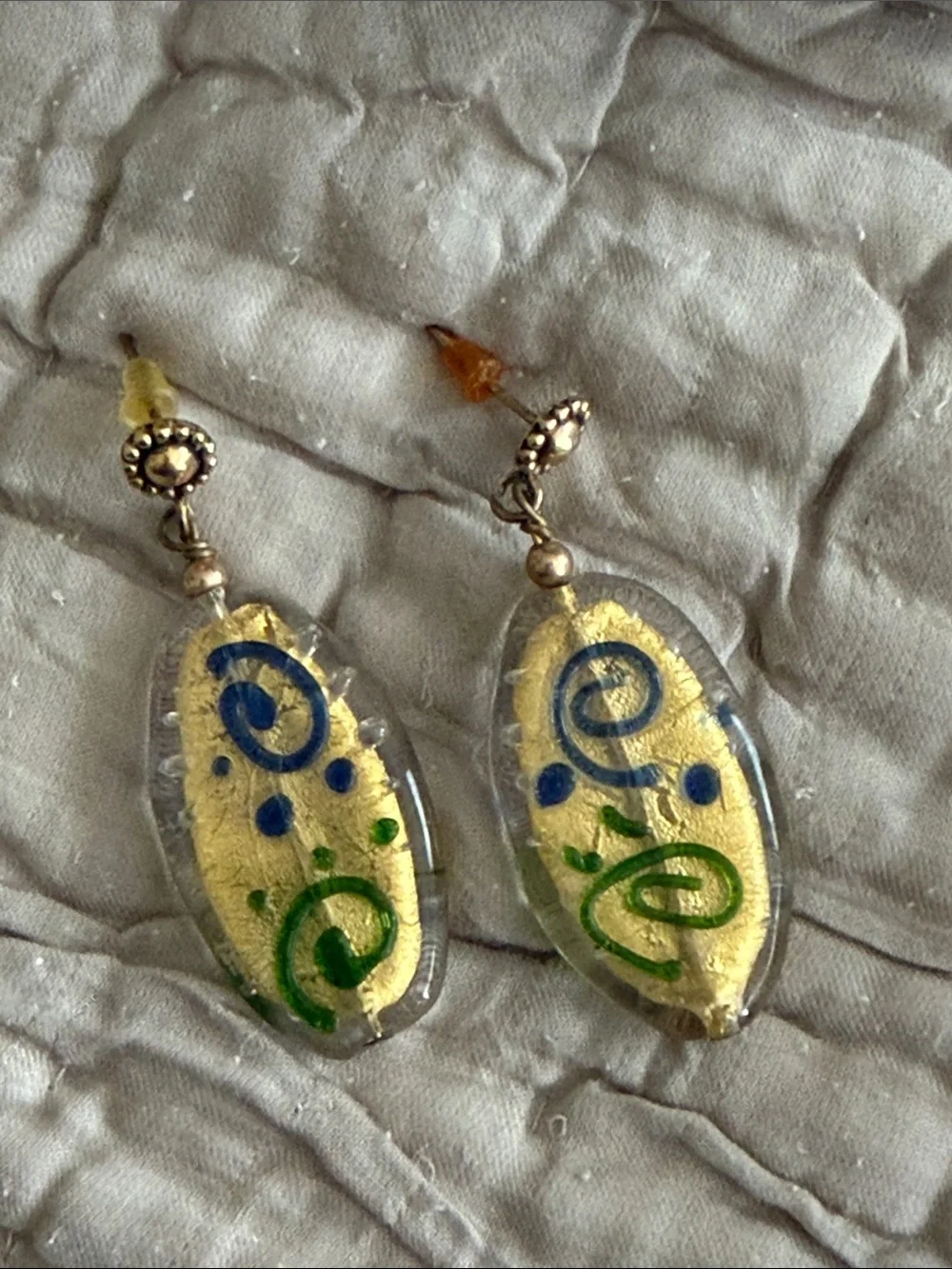 Exquisite blown glass pierced earrings post style gold lime green cobalt blue